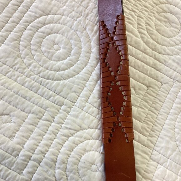 Levi’s Cowhide Leather Brown Belt Men’s Size 34 With Decorative Cutouts & Silver - Picture 6 of 16